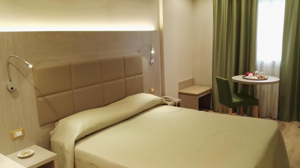 Hotel Alexander Cesena Zewnętrze zdjęcie