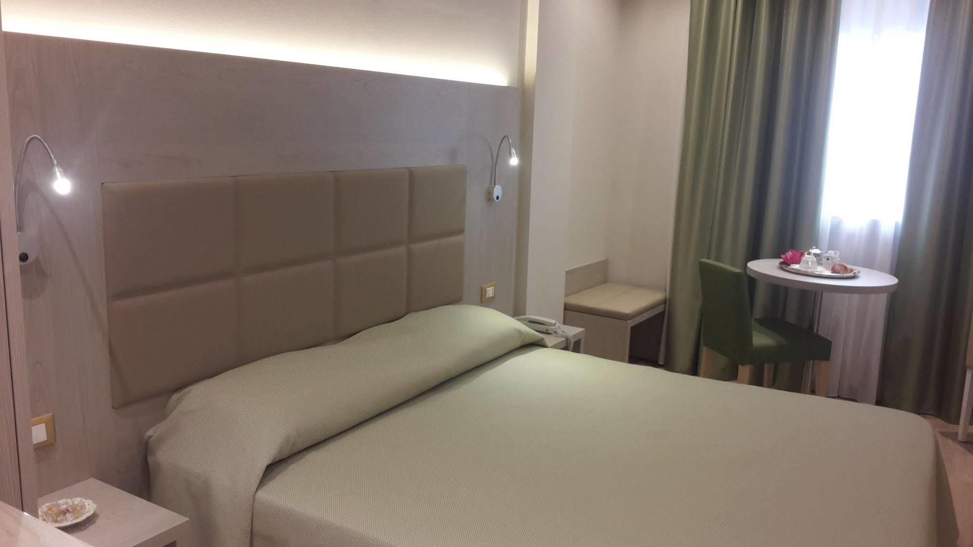Hotel Alexander Cesena Zewnętrze zdjęcie